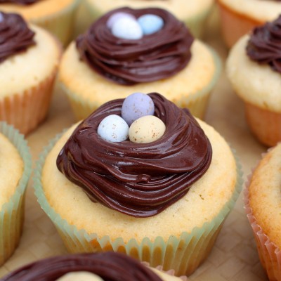 easy easter cupcakes for kids. The simple little Easter