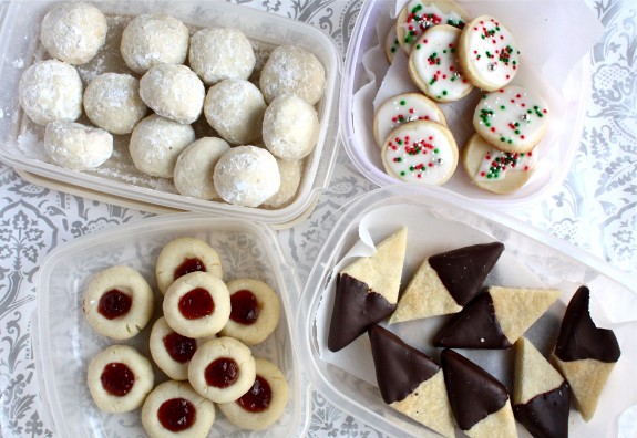 What is an easy recipe for shortbread cookies?