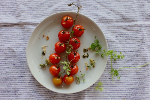 roasted tomatoes on the vine
