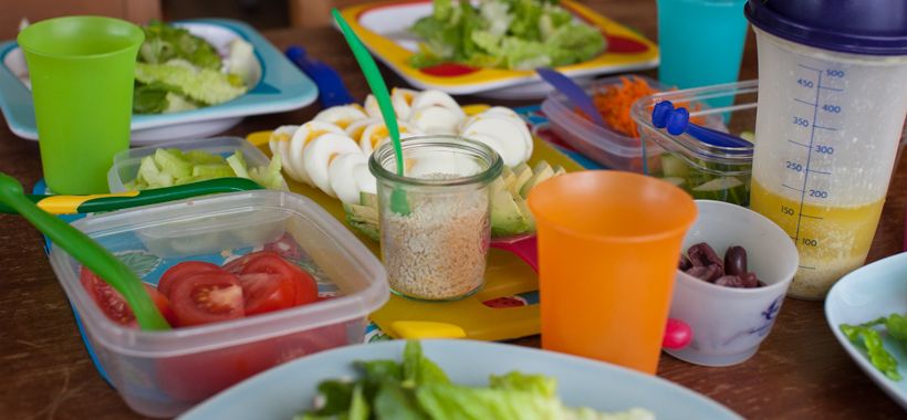 Build-your-own salad on simplebites.net