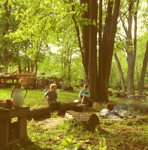 kids campfire